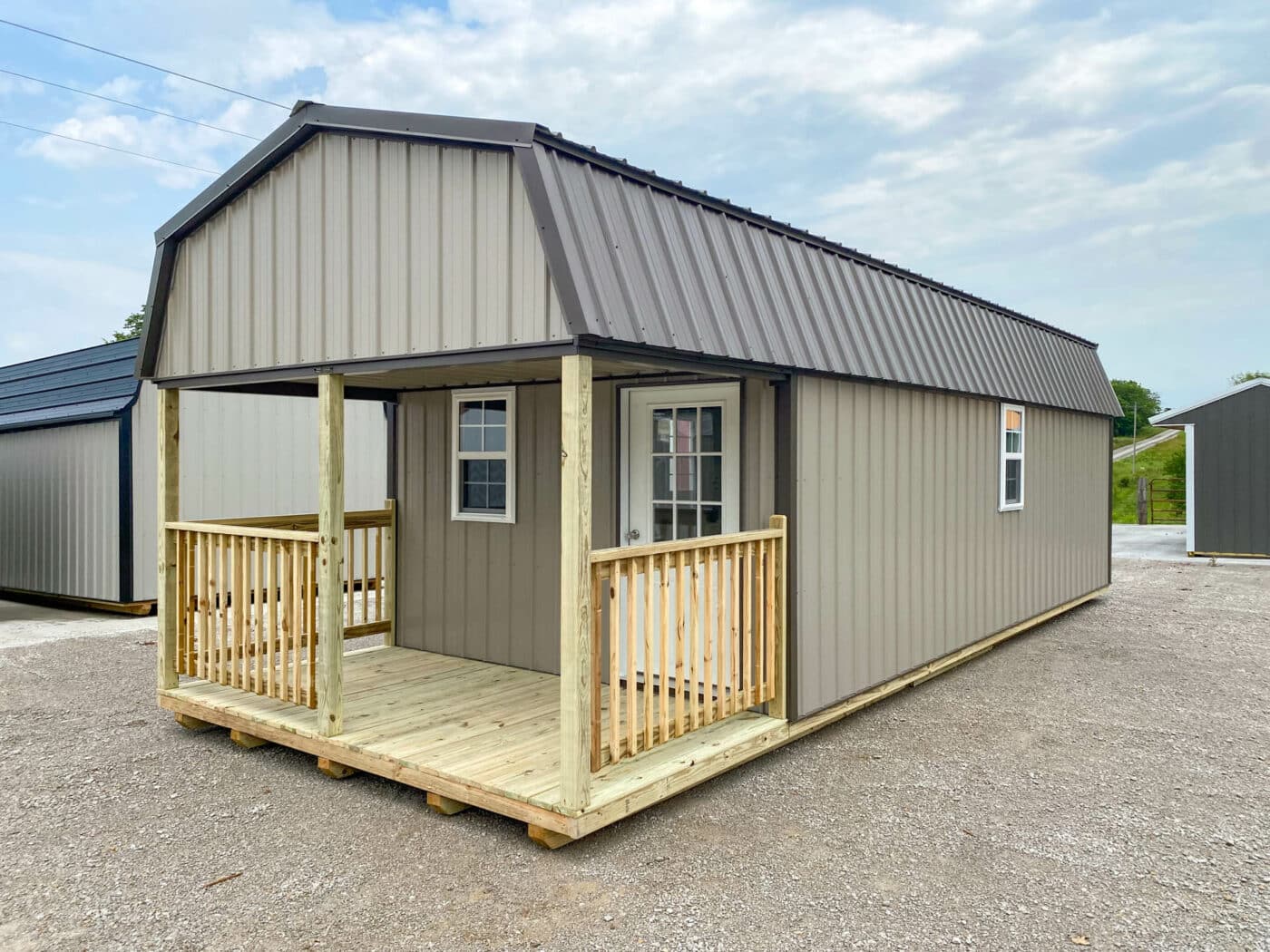 highwall lofted cabin built by Premier Barns in Missouri