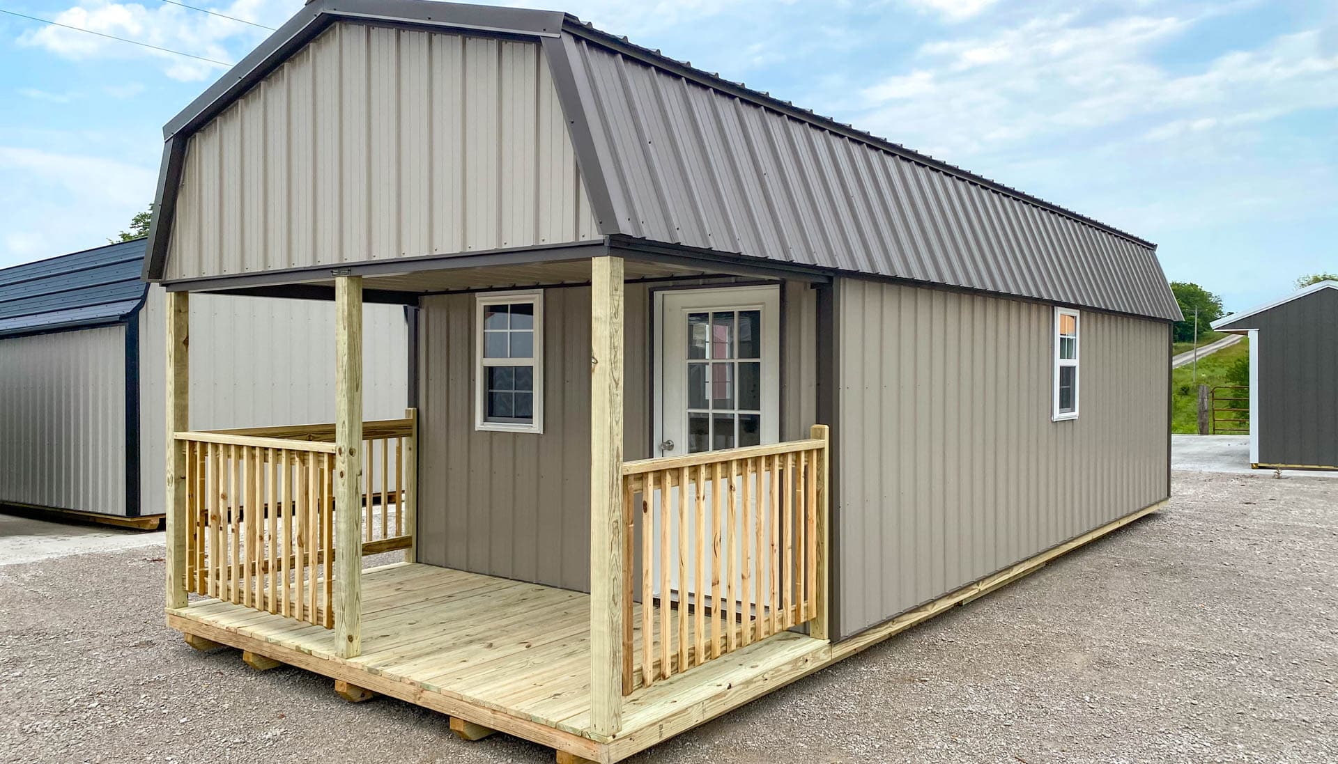 cabin built by Premier Barns in Missouri