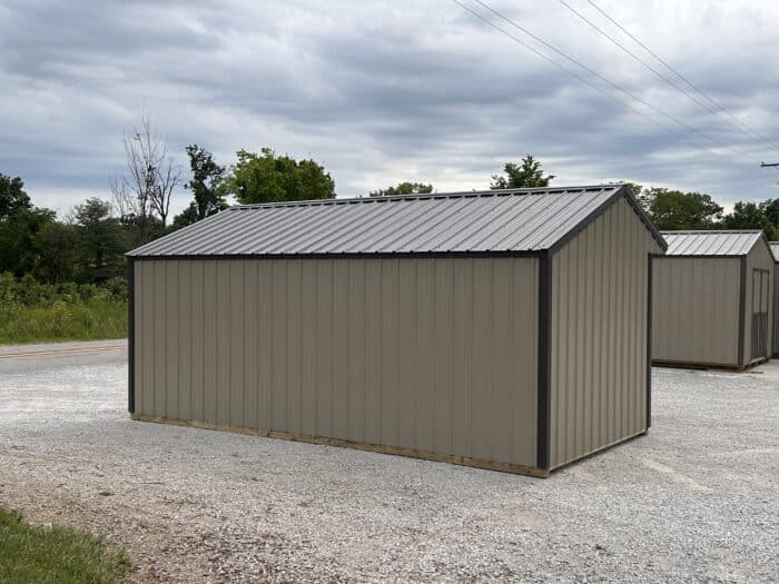 10x20 Animal Shelter