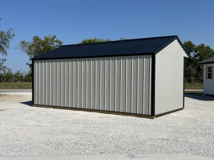 10x20 Animal Shelter