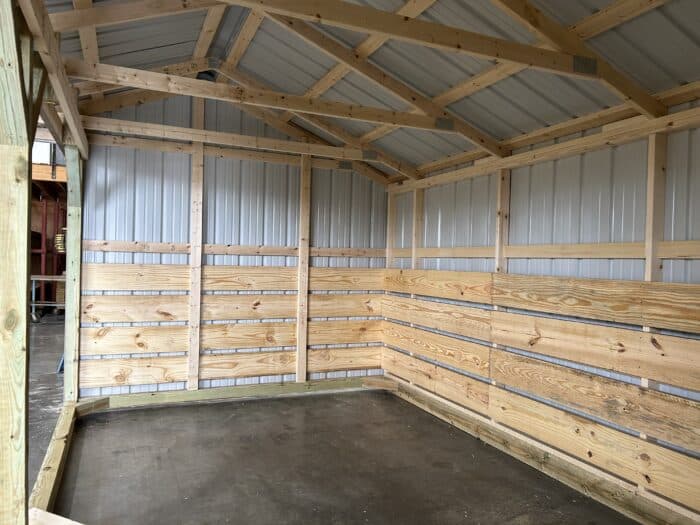 10x18 Animal Shelter