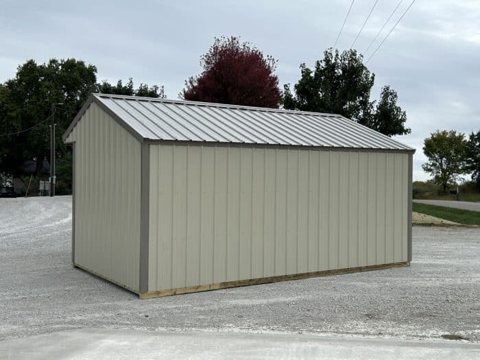 10x18 Animal Shelter